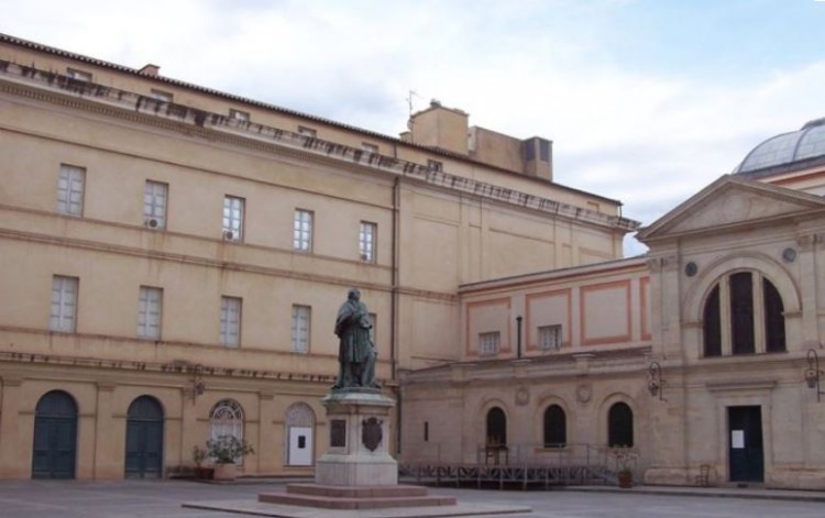 statue du cardinal fesch