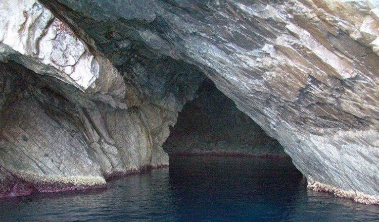 grotte veaux marins